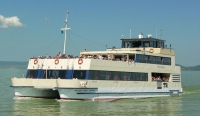 Sínen és vízen a Balatonnál: olcsón is meg lehet úszni a kirándulás Sínen és vízen a Balatonnál: olcsón is meg lehet úszni a kirándulás