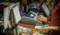 Beszáll az állam a pénztárgépvásárlásba – a te céged is kaphat támogatást