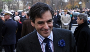 A felívelő jelölt, aki gatyába rázná Franciaországot és megállítaná Le Pent