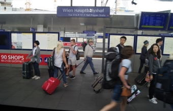 Lassan, de biztosan tovább nő a magyarok száma Ausztriában Lassan, de biztosan tovább nő a magyarok száma Ausztriában