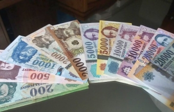 Mellbevágó, mennyire elszakadt a forint a környékbeli devizáktól Mellbevágó, mennyire elszakadt a forint a környékbeli devizáktól