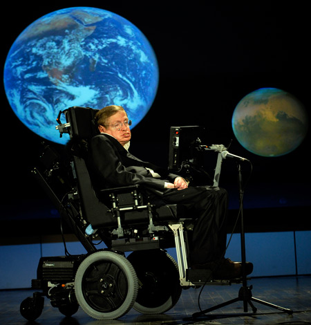 Stephen Hawking. ForrÃ¡s: Wikimedia Commons