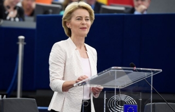 Az EU-pártiaknak gesztusokat tett, az EU-szkeptikusoknak beszólt von der Leyen Az EU-pártiaknak gesztusokat tett, az EU-szkeptikusoknak beszólt von der Leyen