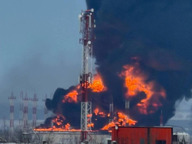 Ukrajna bekeményit: kedden is megbombázták a Barátság vezeték betáplálási pontját