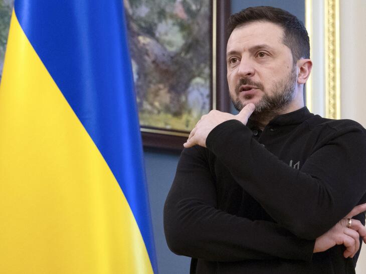 Drámai üzenetet küldött Zelenszkij, miután lemondott a jobbkeze