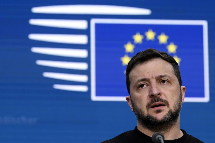 Zelenszkij: „Az orosz vagyon lefoglalása olyan, mint a drogcsempészek és terroristák pénzének és fegyvereinek lefoglalása”