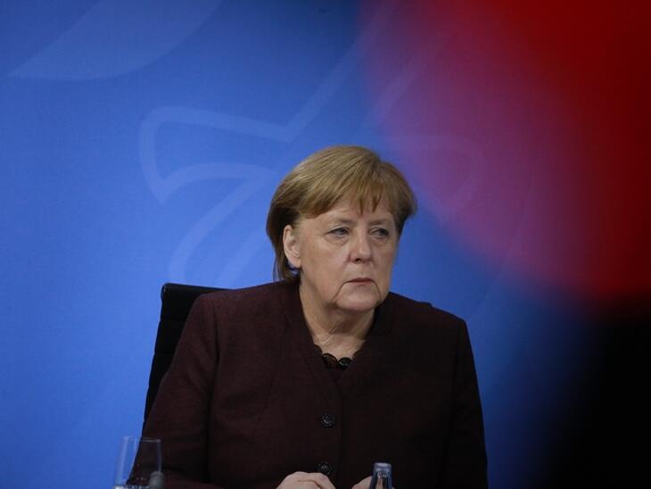 Angela Merkel Budapestre jön