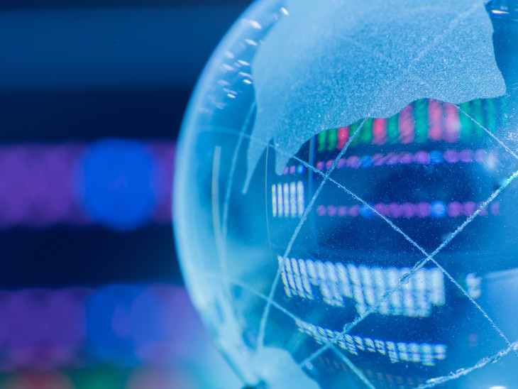 Szoros? Beletapos a fékbe az egész világ a jóslatok szerint  