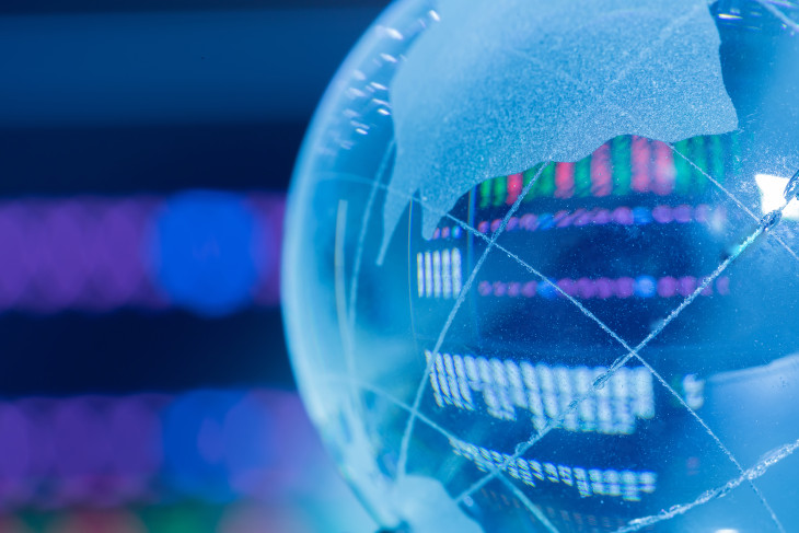 Szoros? Beletapos a fékbe az egész világ a jóslatok szerint  