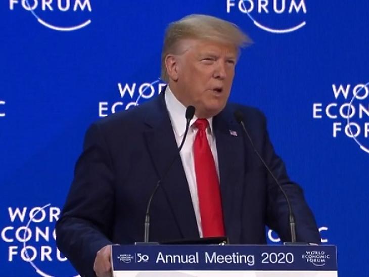 Trumpnak csapdát állítottak, sohasem látott mértékű a brit recesszió