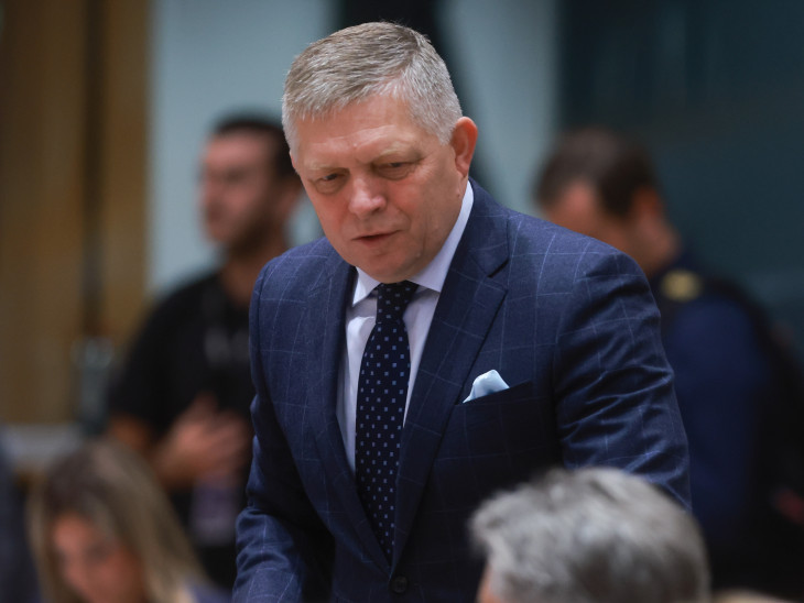 Robert Fico Orbán Viktor helyett is vétózna Brüsszelben