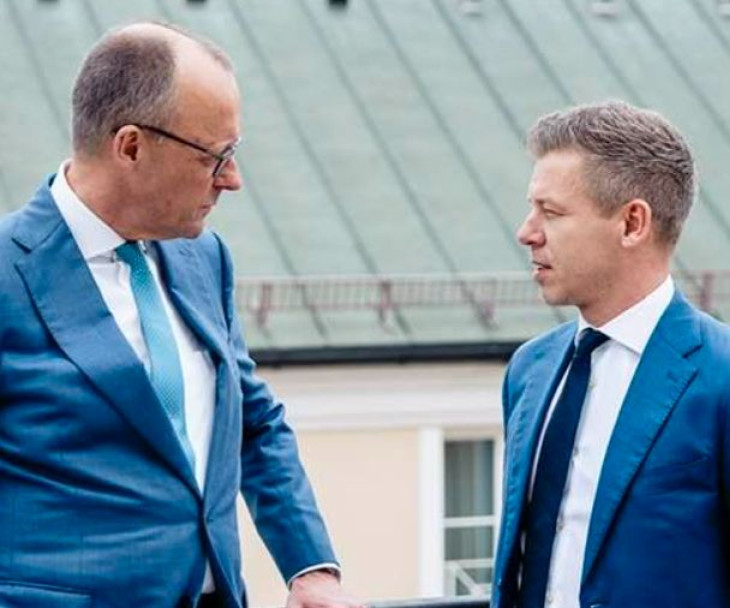 Kiderült, mit mondott Magyar Péter a német kancellárnak