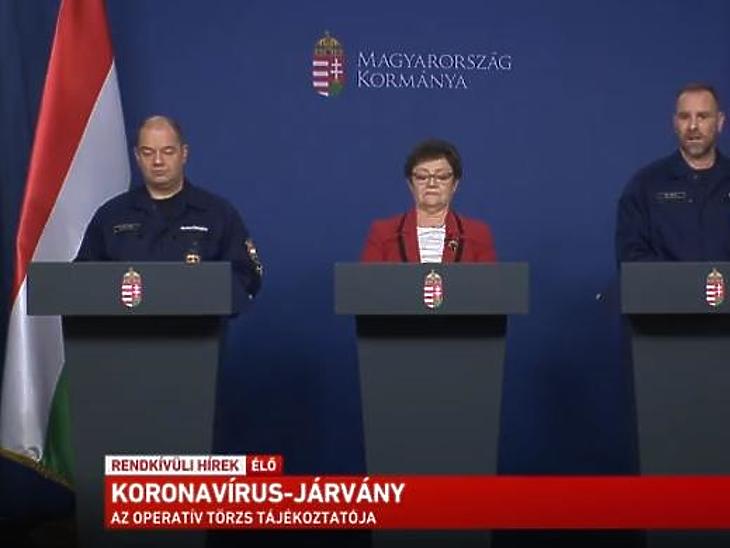 Hat repülő hozott orvostechnikai eszközöket Budapestre