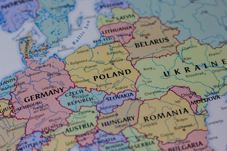 Lengyelország éjjel bevetette vadászgépeit Oroszország miatt