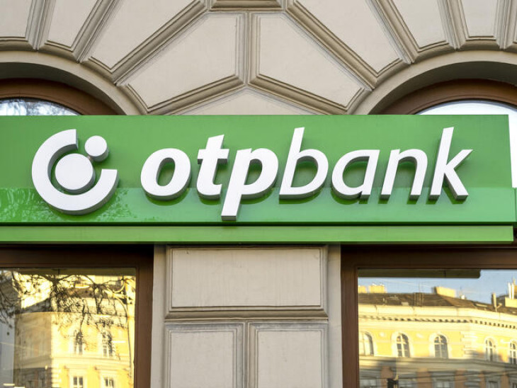 Tarol az OTP a parketten