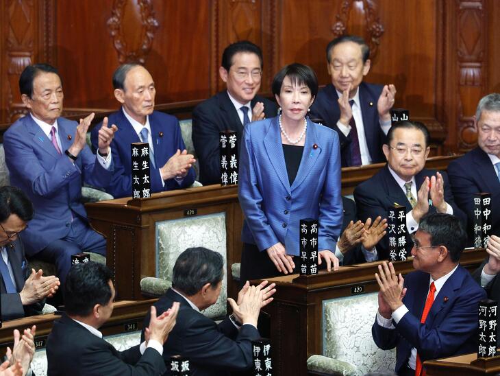 Keményebb Kína-politika és Trump-barátság: új korszakot nyithat Japán első női miniszterelnöke