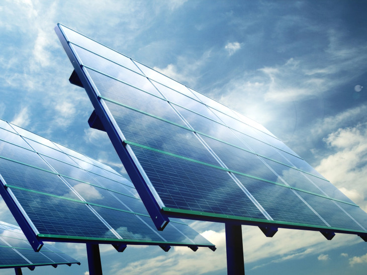 Csak a gyors átállás menthet meg az évszázad energiaválságától?
