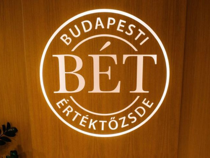 Új történelmi csúcson fejezte be a napot a pesti börze