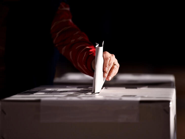 Lejárt a határidő: hét országos pártlistát jelentettek be