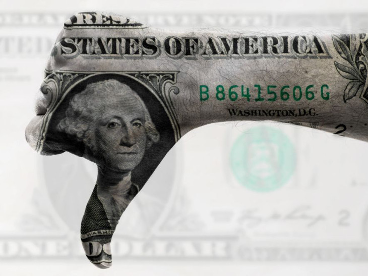 Tizenegy milliárd dollár nyomtalanul eltűnt – a szegények bánták Trump és a demokraták csatáját