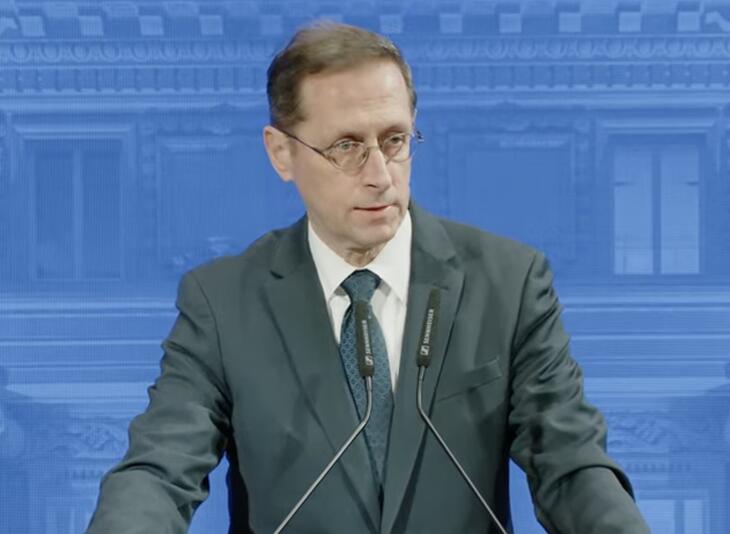 Hogyan döntenek ma Varga Mihályék?