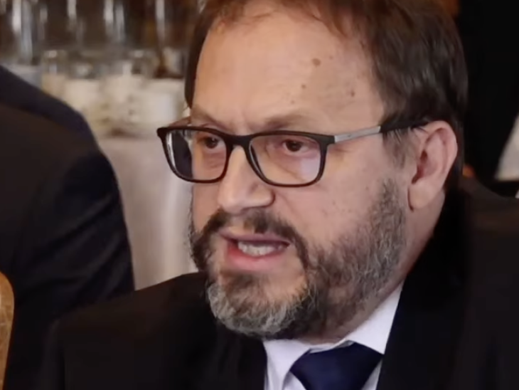 Megmarad a 13. havi nyugdíj, a családi adókedvezmények, de jön a vagyonadó