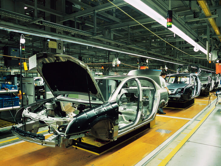 Borús számok: csak árnyéka régi önmagának a magyar ipar