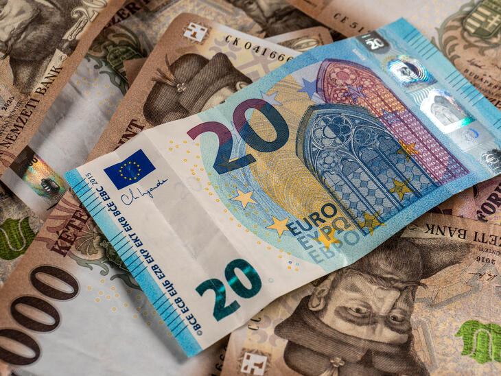Kicsit gyengélkedve ébredt a forint, de orvost nem kell hívni
