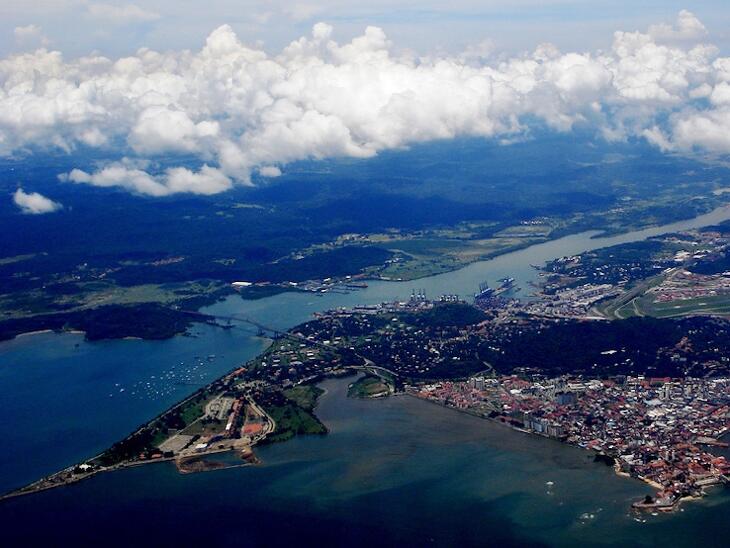 Kína „súlyos következményeket” helyezett kilátásba Panama számára