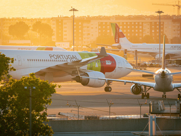 Három nagy légitársaság csap össze a portugál légitársaságért