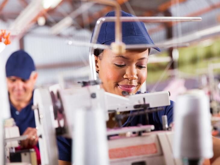 Nem csak a napsütés miatt örülhetnek ma a Karmelitában