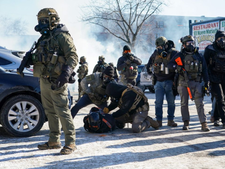 Amerikai Gestapo vagy Trump magánhadserege? Ez a szervezet sodorja a belháború közelébe az Egyesült Államokat