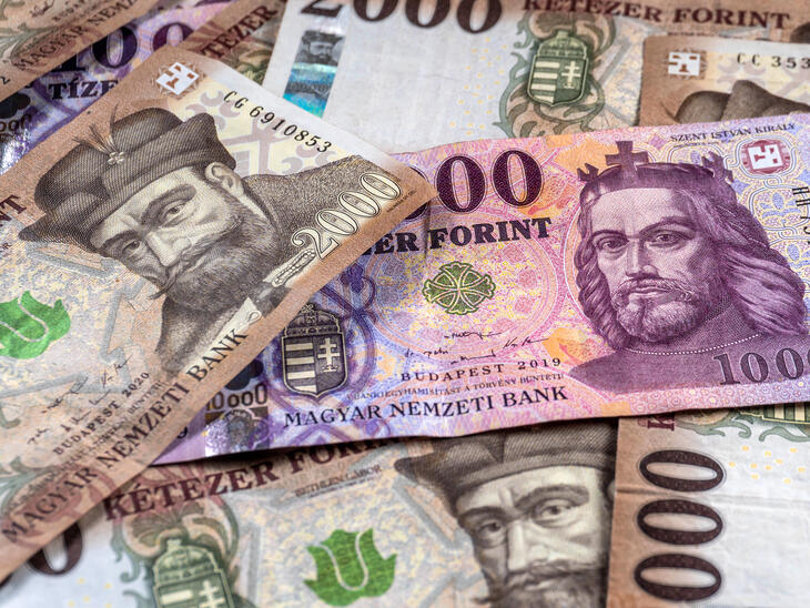 Nehéz napja volt a forintnak – nézze meg az árfolyamot!