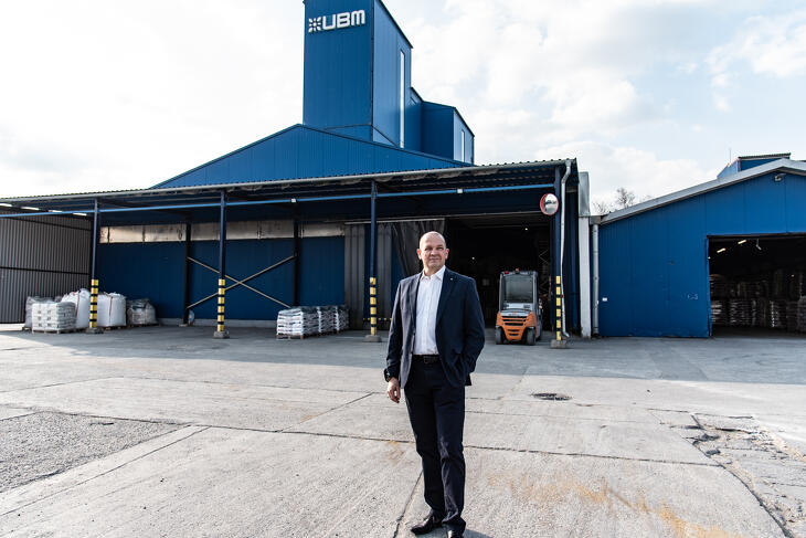 „Az egész magyar állattenyésztés megérezné, ha leállnánk” – klímaváltozásról, a kazah piacról és az ukrán szójáról is kérdeztük az UBM vezérét