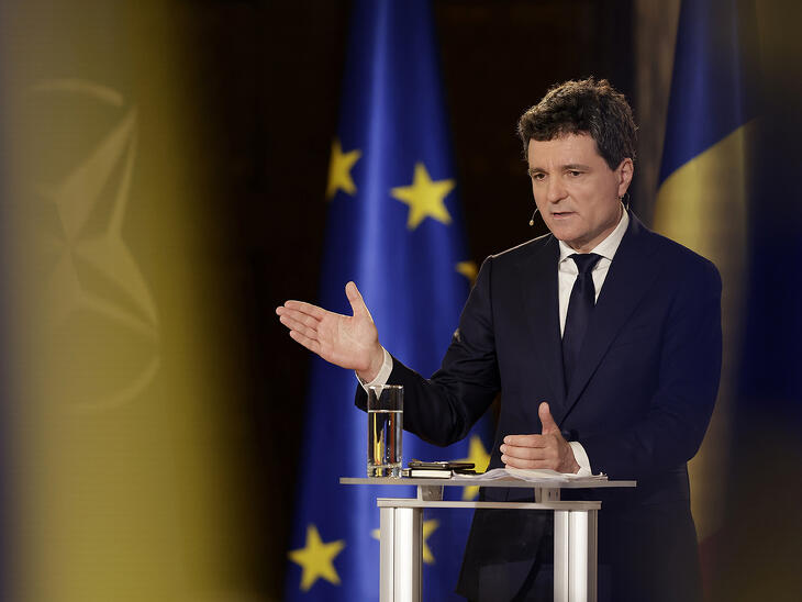 Lezárták a román urnákat, az exit pollok szerint meglepő eredmény született