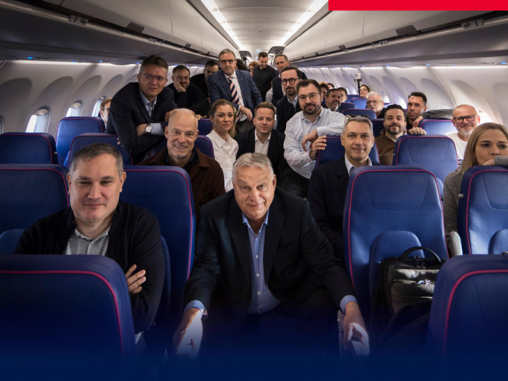 A nap képe: Orbán Viktor tényleg szinte mindenkit felpakolt