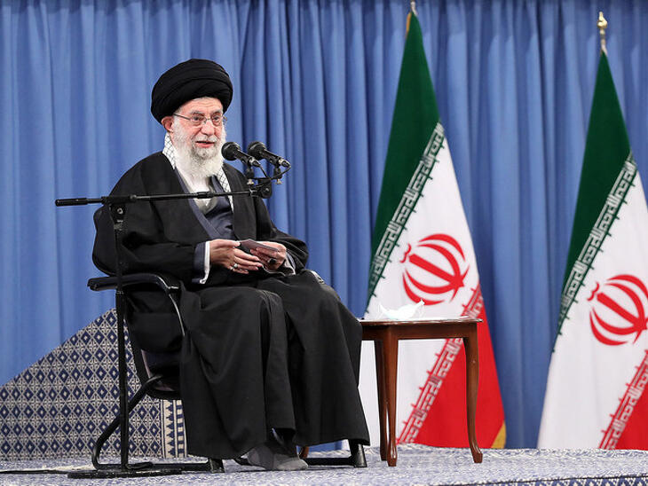 Irán kitiltja a nemzetközi ellenőröket az atomlétesítményeiből