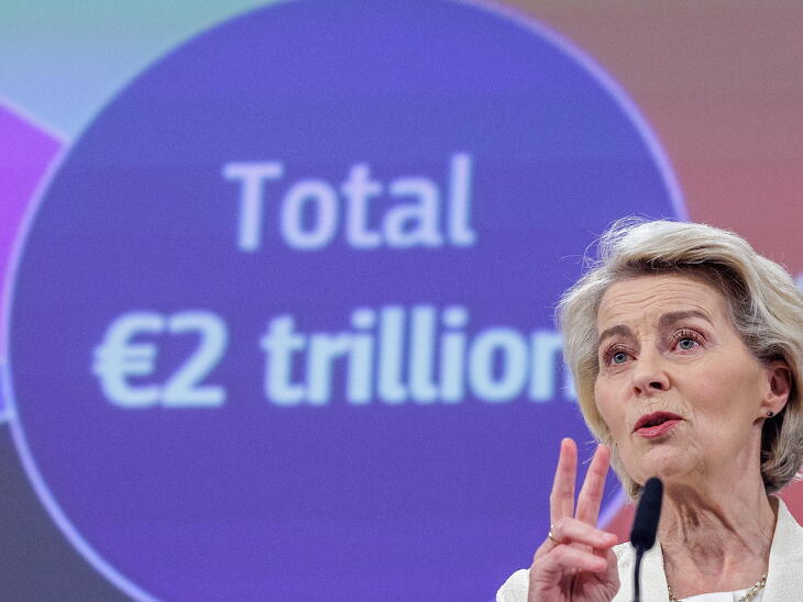Von der Leyen beletenyerel a jóba ezekkel a kincsekkel