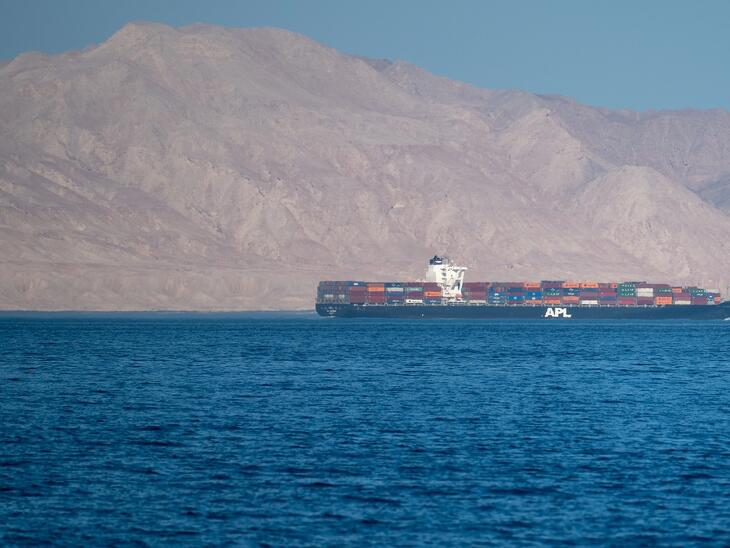 Birodalmi alkony vagy amerikai erődemonstráció? – Szuez és Hormuz párhuzamai