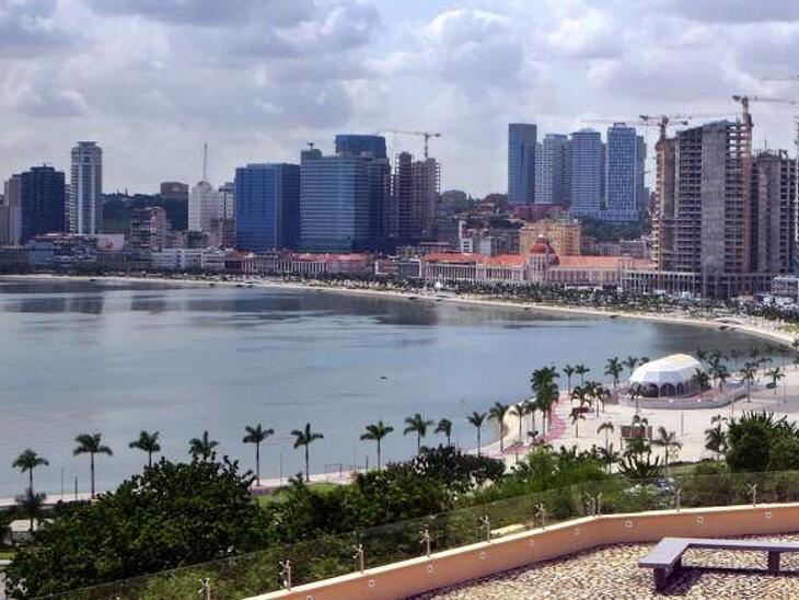 Az EU-Afrika csúcs nagyrészt egy távoli országról szólt