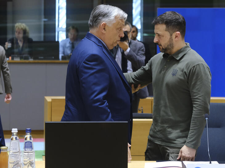 Zelenszkij: Orbán Viktor Putyin oldalán áll, a hallgatás nem segít