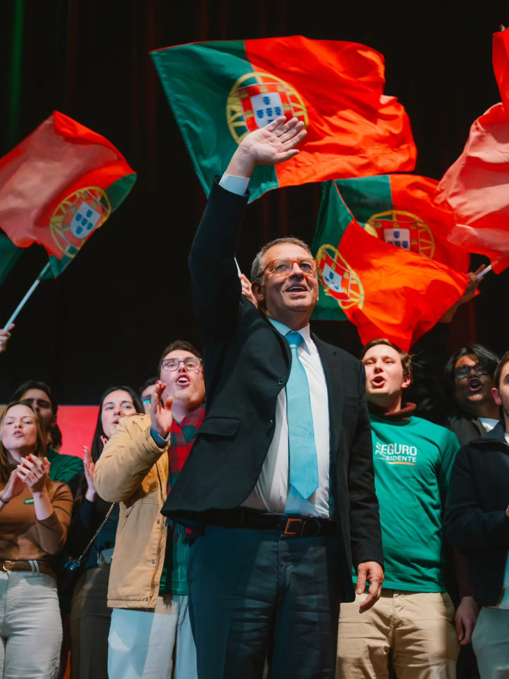 Rasszista plakát, történelmi bukás, eredményes „one-man show”: Portugália indította el az új választási évadot