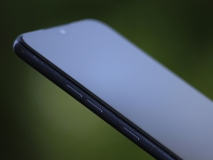 Siessen! Végleg elfogyhatnak az olcsó okostelefonok – az MI-nek köszönhetően