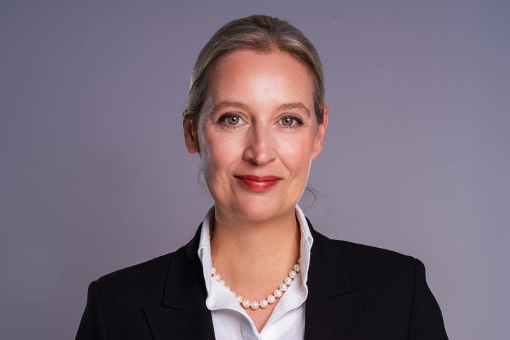 Alice Weidel, a közgazdaságtudományok doktora, Kína-szakértő az AfD kancellárjelöltje