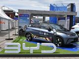 Hipergyorsan tölthető villanyautókkal rukkolt elő a BYD