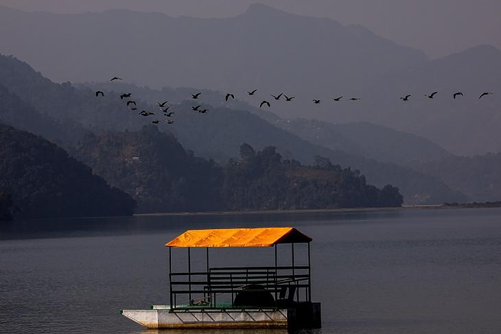 Újabb ország engedélyezte a kínai vakcinát