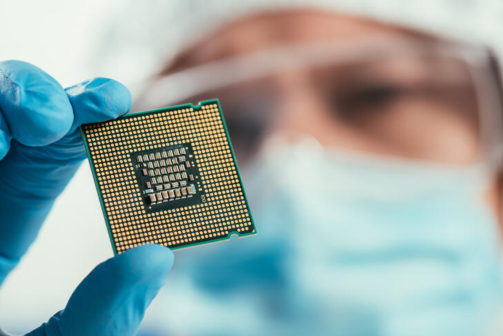 Pirruszi győzelem lehet Trumptól, hogyha elvágja Kínát a legmodernebb technológiától