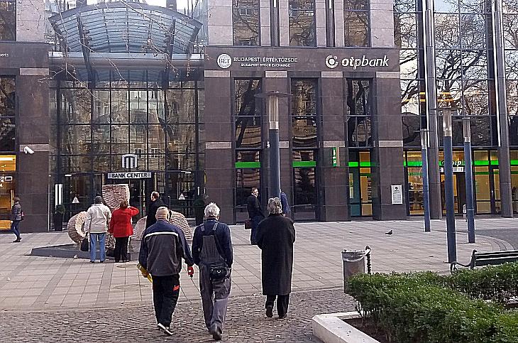 Rekordot rekordra halmoz a BUX, jókora ajándékot kaphat a Mol