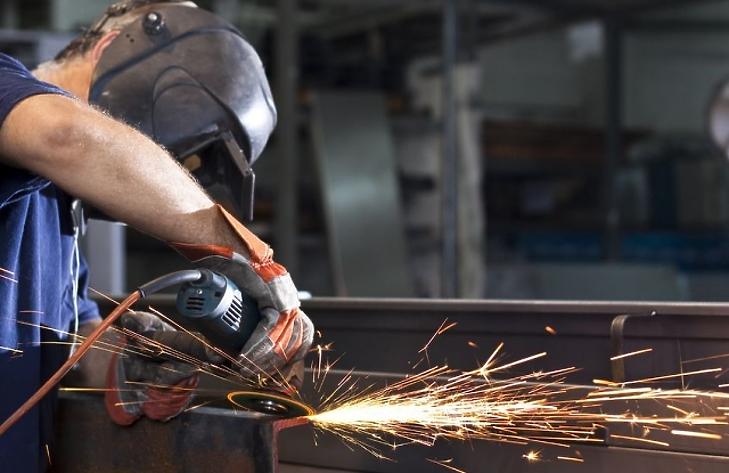 Gyenge ipari adatot hozott az augusztus