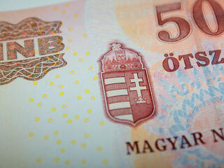Újabb iránymutatást kaphat a forint